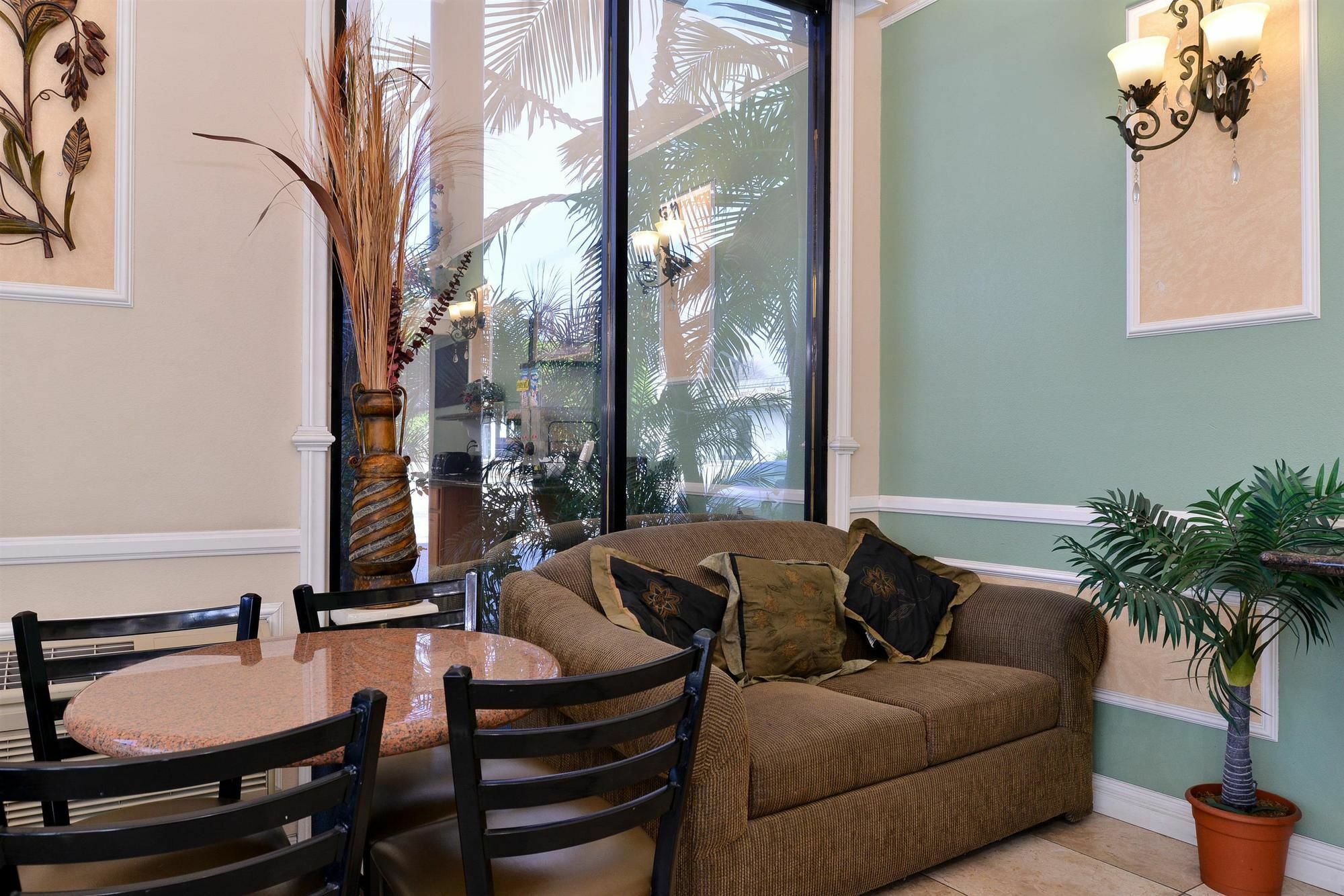 Americas Best Value Inn Pasadena Extérieur photo
