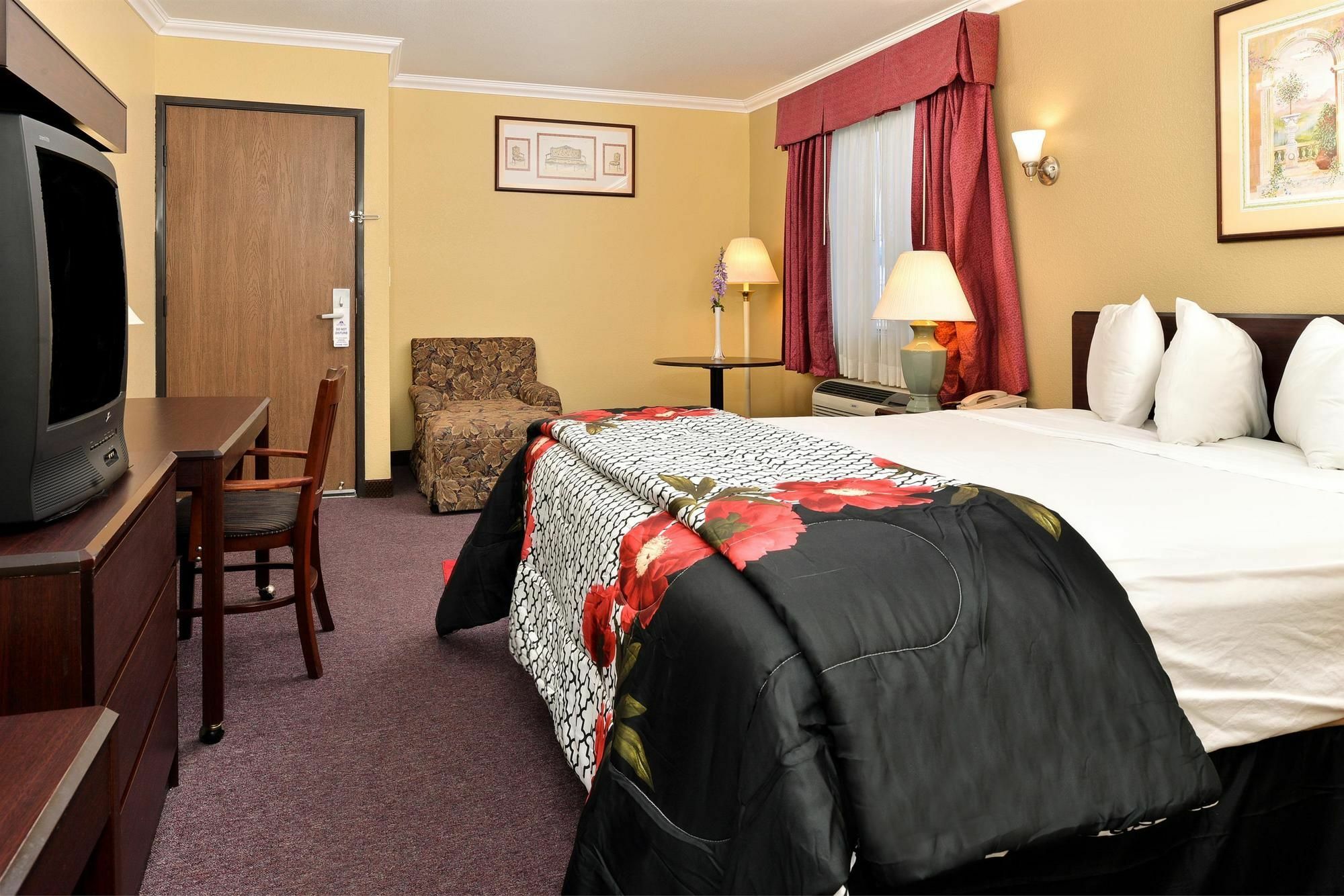 Americas Best Value Inn Pasadena Extérieur photo